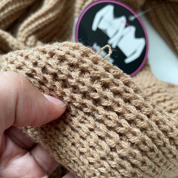 NWT Almost Famous reversible twist knit oversized sweater - Picture 7 of 8